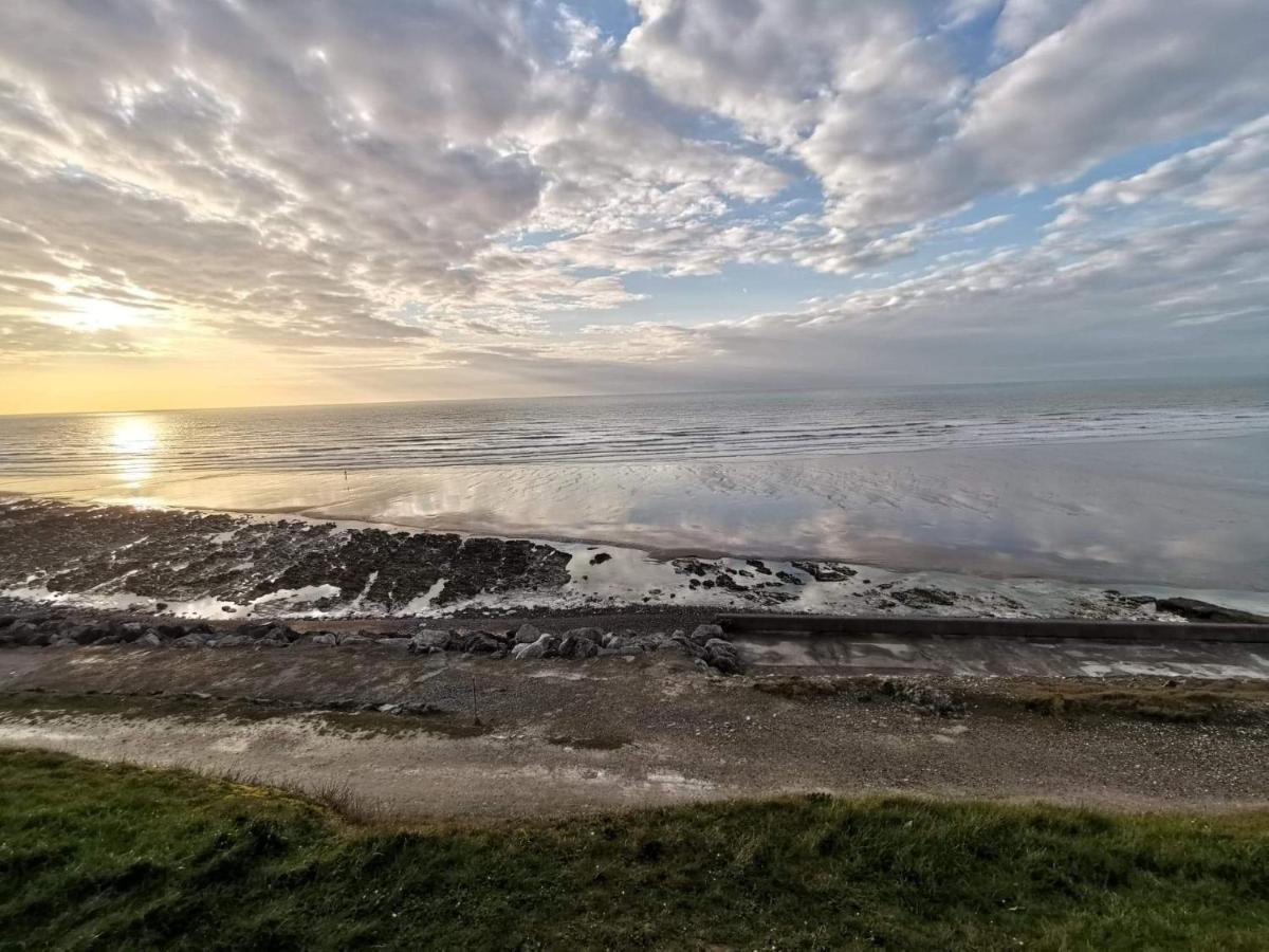 A Cote De La Mer Ault Exteriör bild